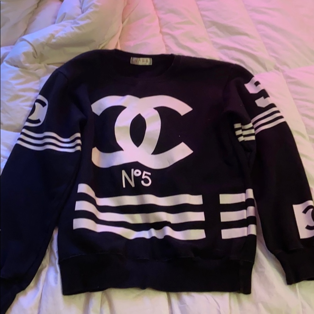 WOMENS CHANNEL SWEATSHIRT
